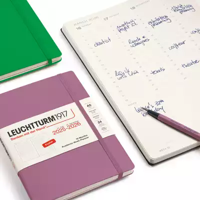 PLANER TYGODNIOWY AKADEMICKI LEUCHTTURM1917 MEDIUM (A5) 2025/2026 18 MIESIĘCY CZARNY