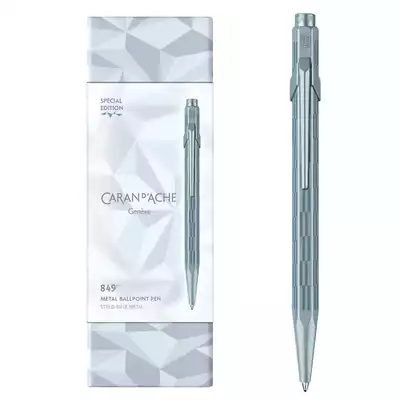 Długopis 849 Caran d'Ache XMAS25 Alpine Frost, kolor niebieski