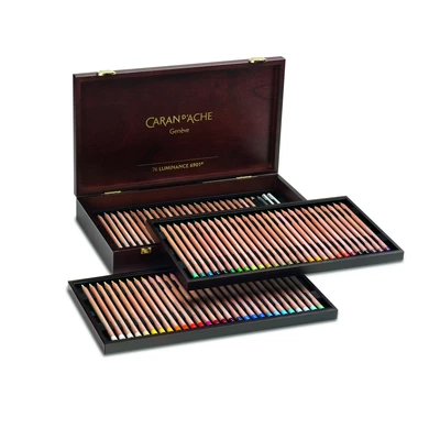 Kredki Caran d'Ache Luminance 6901 w drewnianej kasecie, 84 elementy