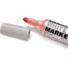 Marker z tłoczkiem Pentel Maxiflo M do białych tablic, kolor czerwony